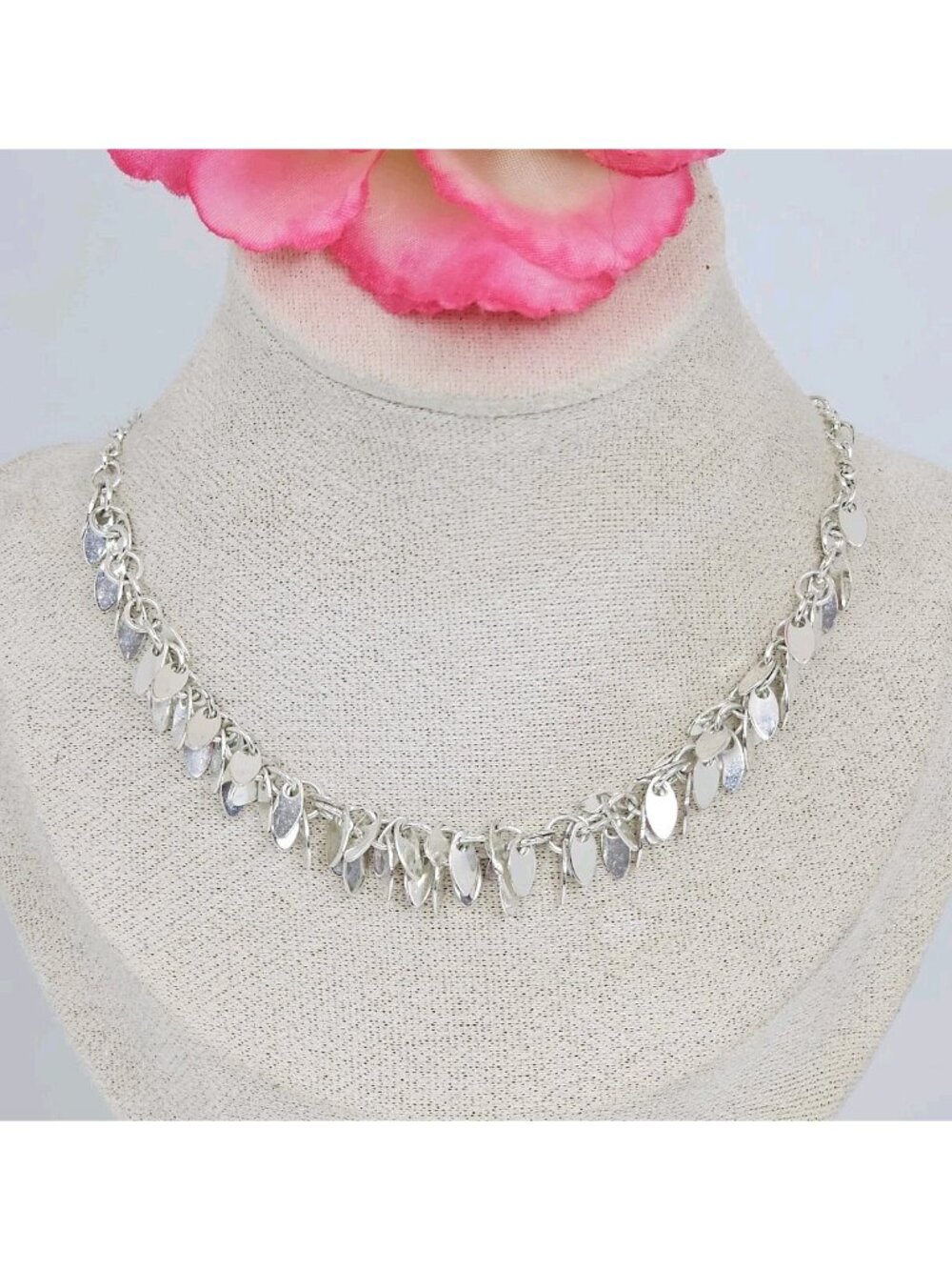 Vintage AVON Cluster Silver Tone Necklace 80s/90s Choker Collar Jewelry